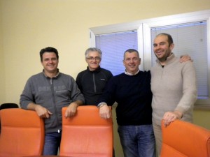 Nella foto, da sinistra: Bruno Francescon (Vicepresidente del Consorzio), Mauro Aguzzi (Presidente del Consorzio), Ettore Cagna (Presidente della Op Don Camillo)